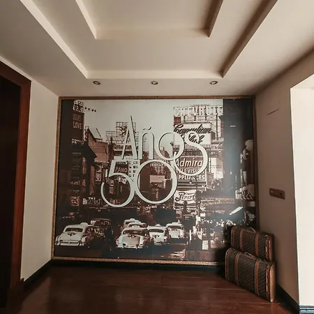 Anos 50 2* טורמולינוס