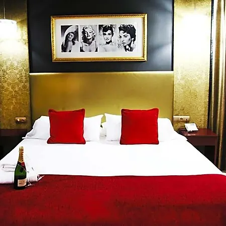 Otel Anos 50 2*