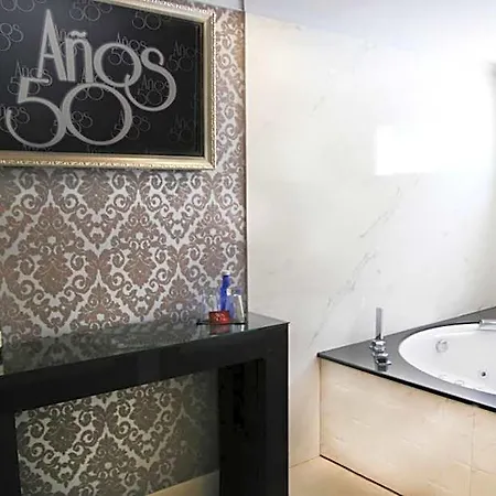 Otel Anos 50