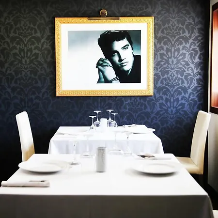 Anos 50 2* Торремолінос