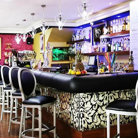 Anos 50 2* Торремолінос